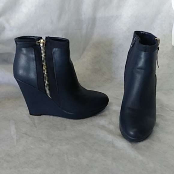 Bar III Shoes - Bar III Platform Ankle Bootie 8M, A18